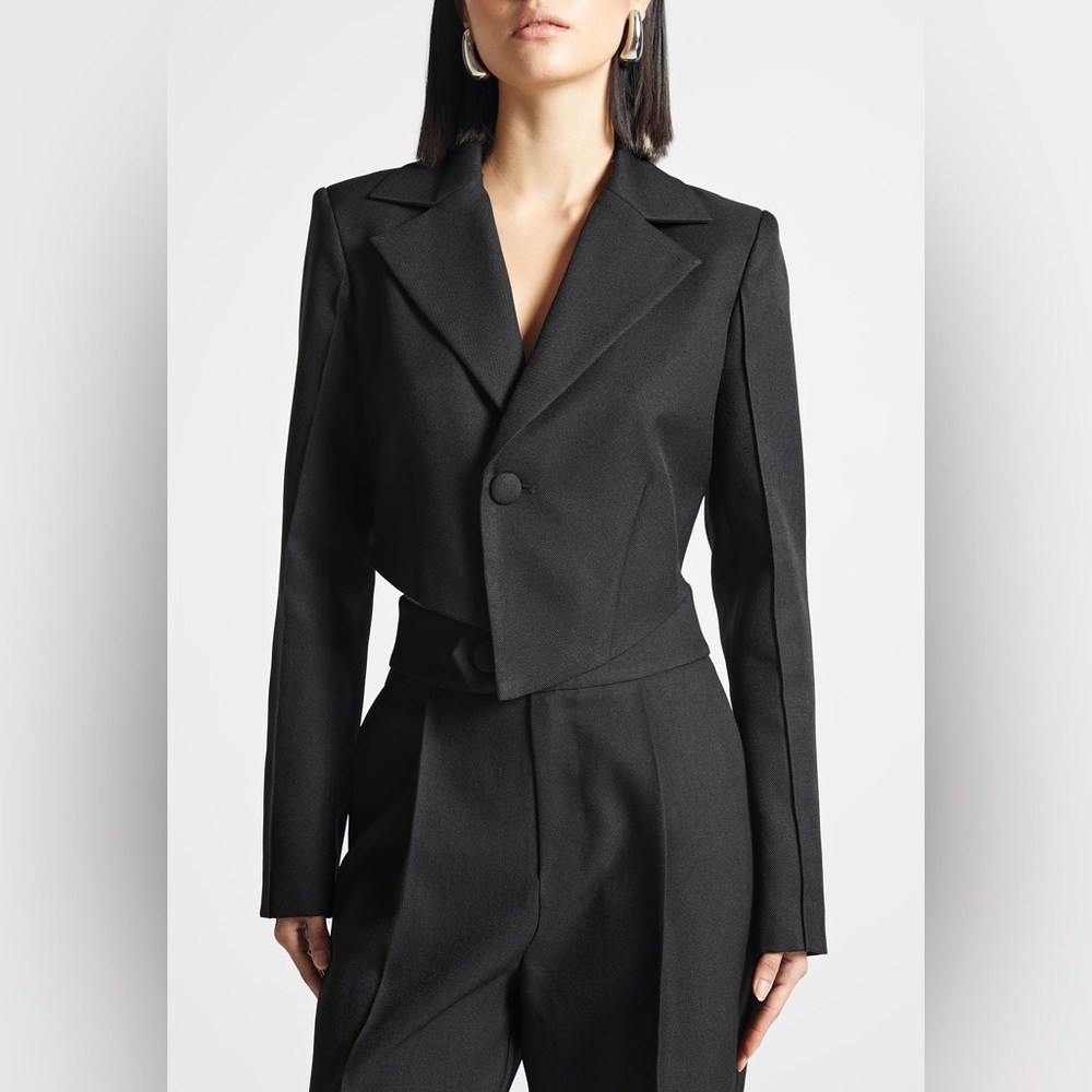 MANIERE DE VOIR | Dina Asymmetric Tailored Cropped Blazer